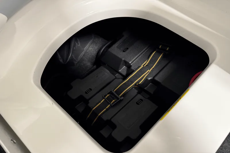 Slide: The Image of Mastercraft XT23 2026 - 55