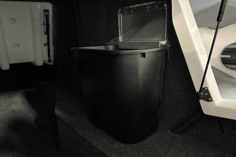 Slide: The Image of Mastercraft XT23 2026 - 65