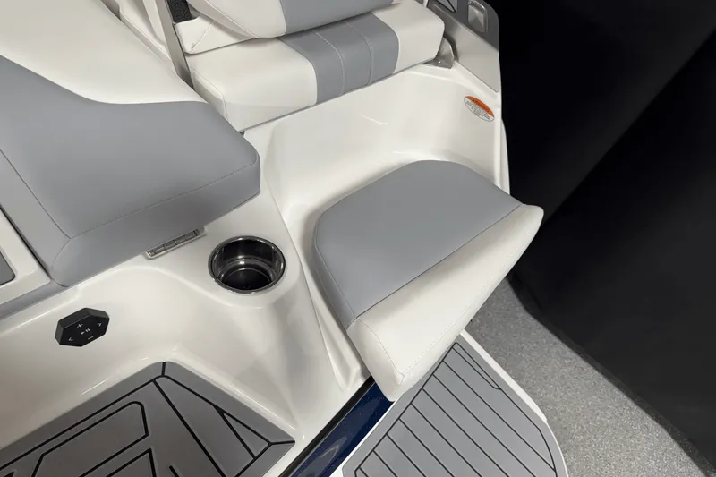 Slide: The Image of Mastercraft XT23 2026 - 24