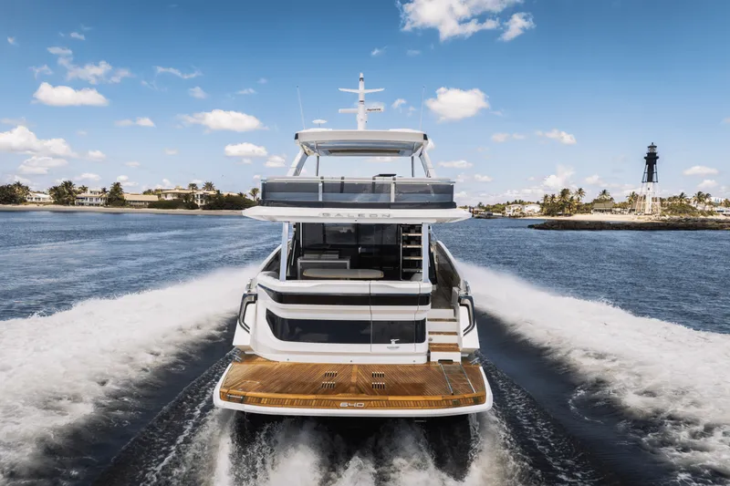 Slide: The Image of Galeon 640 FLY 2026 - 112
