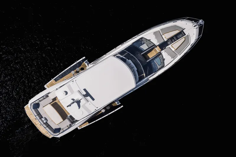 Slide: The Image of Galeon 640 FLY 2026 - 15