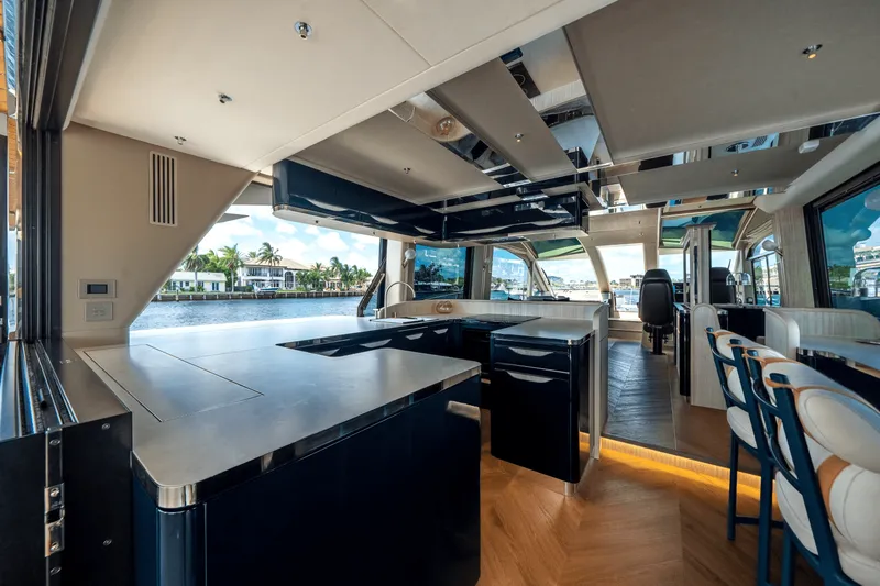 Slide: The Image of Galeon 640 FLY 2026 - 51