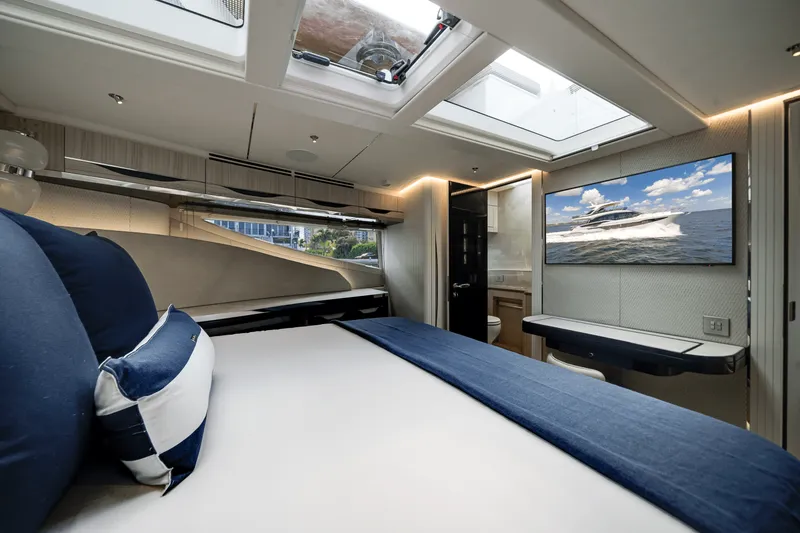 Slide: The Image of Galeon 640 FLY 2026 - 84