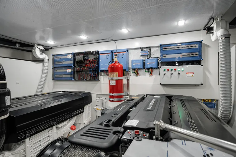 Slide: The Image of Galeon 640 FLY 2026 - 92