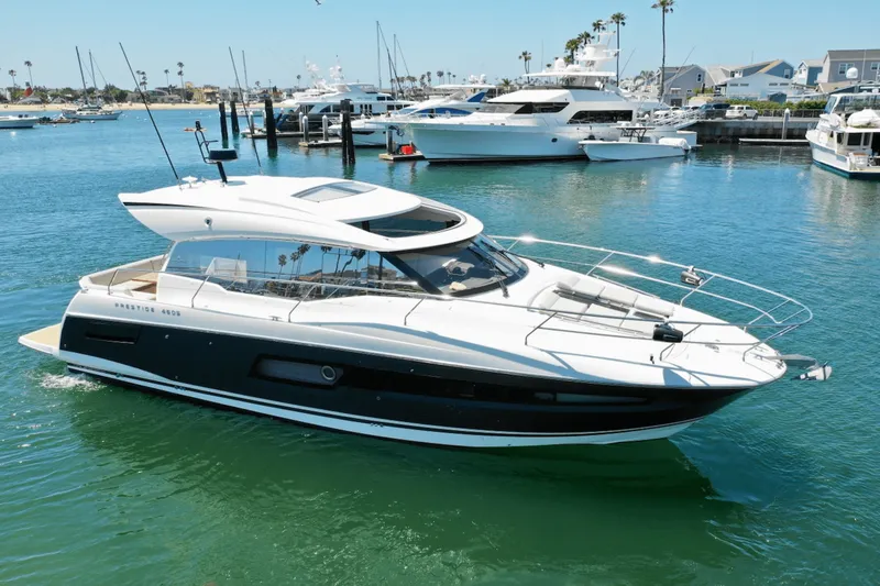 Slide: The Image of Prestige 460 S 2020 - 6