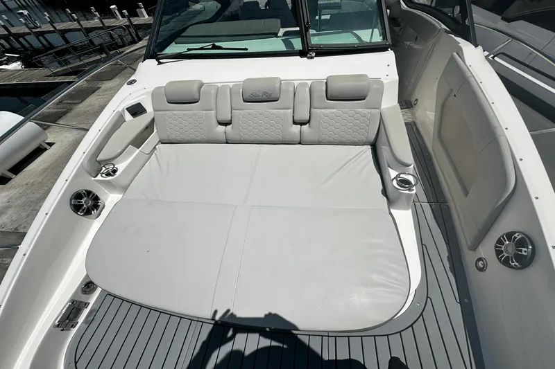 Slide: The Image of Sea Ray 320 DA-OB 2021 - 51