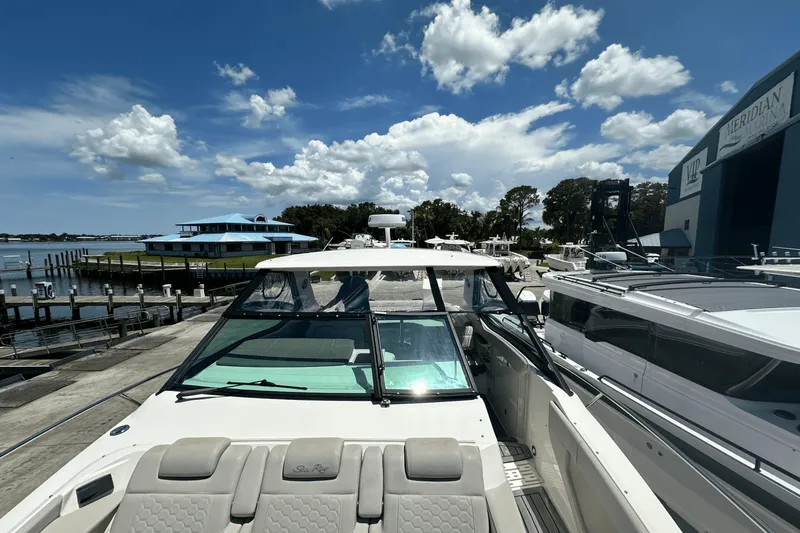 Slide: The Image of Sea Ray 320 DA-OB 2021 - 52
