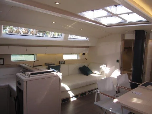 Slide: The Image of Jeanneau Yacht 65 2025 - 90