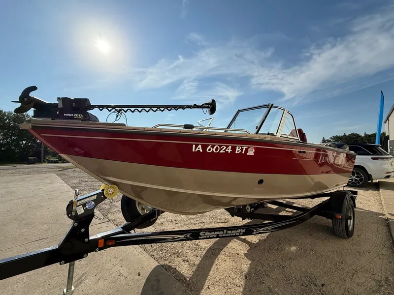 Slide: The Image of Lund 1800 Fisherman ITS 2000 - 2