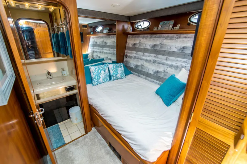Slide: The Image of Viking 63 Motor Yacht 1991 - 31