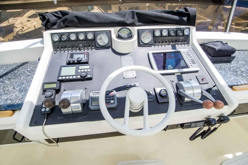 Slide: The Image of Viking 63 Motor Yacht 1991 - 40