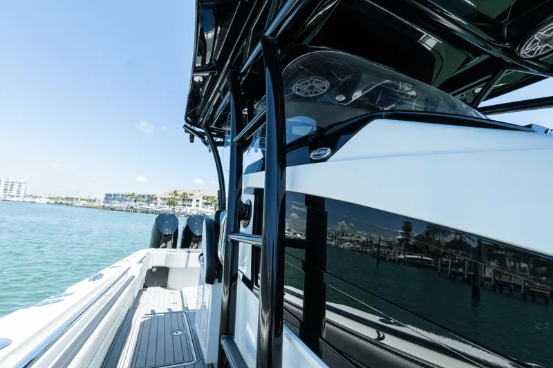 Slide: The Image of Nor-Tech 392 SUPERFISH 2024 - 23