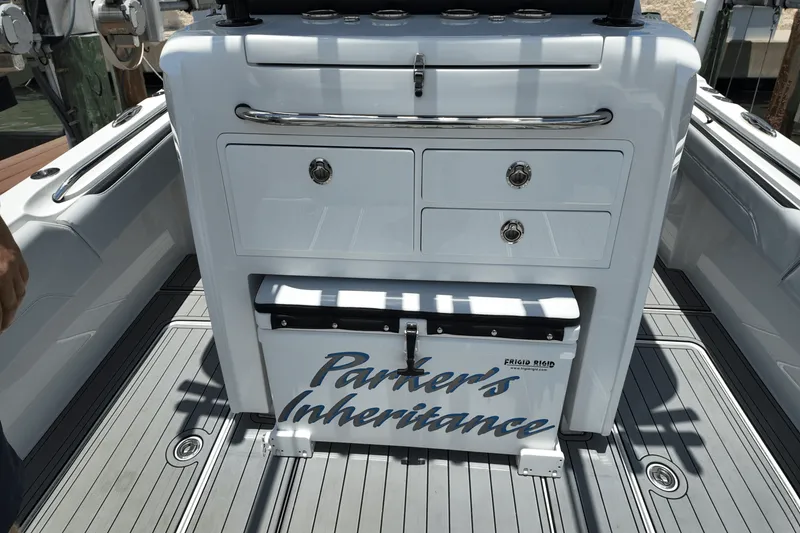 Slide: The Image of Nor-Tech 392 SUPERFISH 2024 - 26