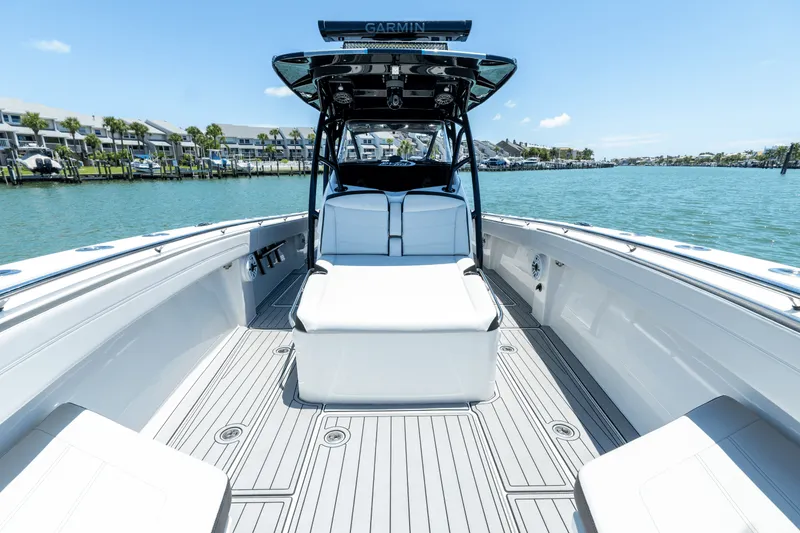 Slide: The Image of Nor-Tech 392 SUPERFISH 2024 - 9