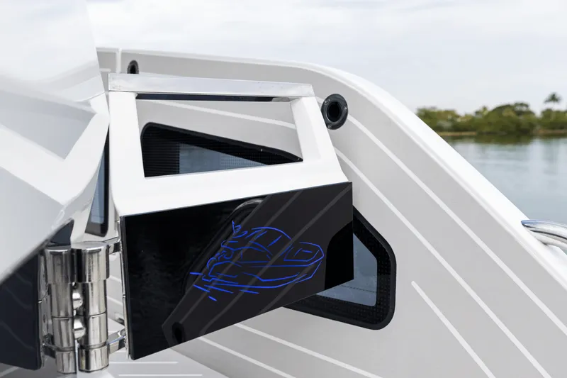 Slide: The Image of Galeon 435GTO 2027 - 29