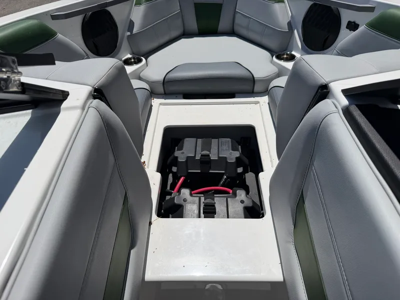 Slide: The Image of Malibu 20 VTX 2023 - 46