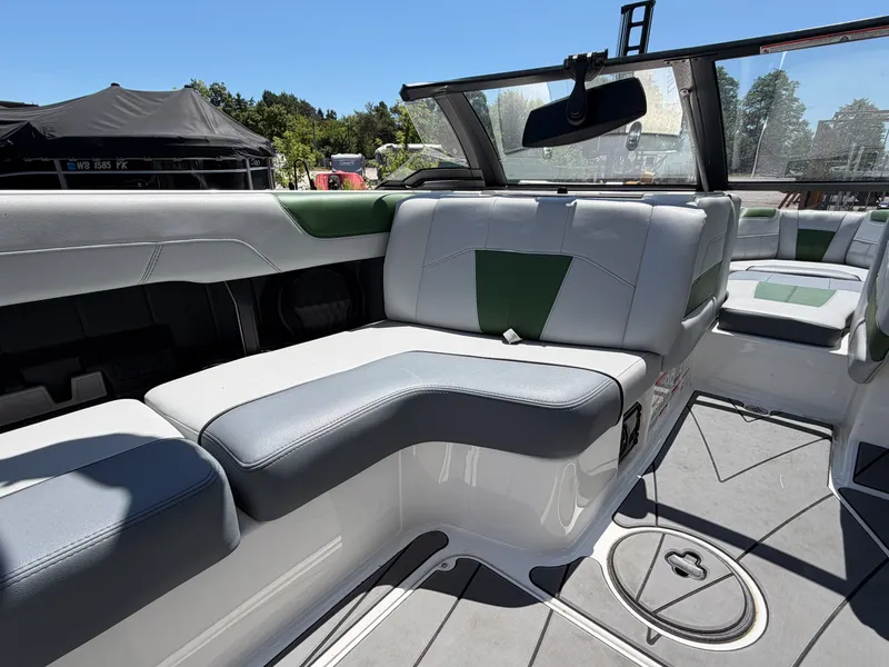 Slide: The Image of Malibu 20 VTX 2023 - 27