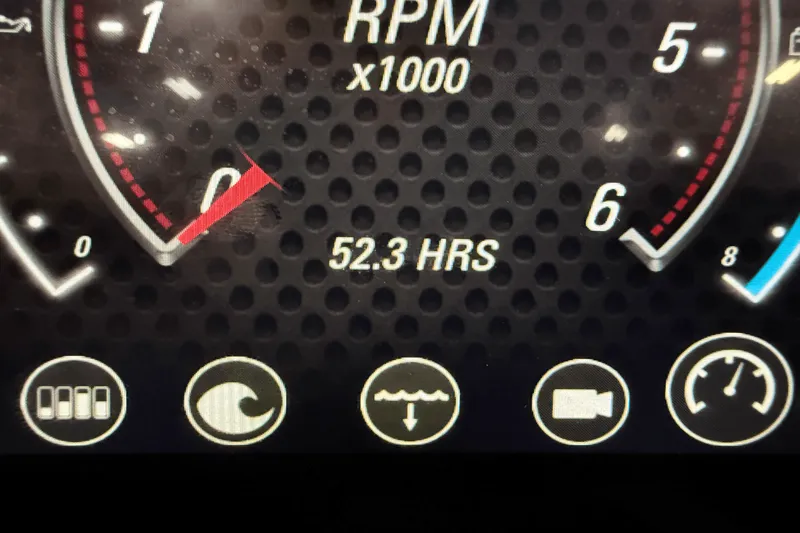 Slide: The Image of Malibu WAKESETTER 2023 - 12