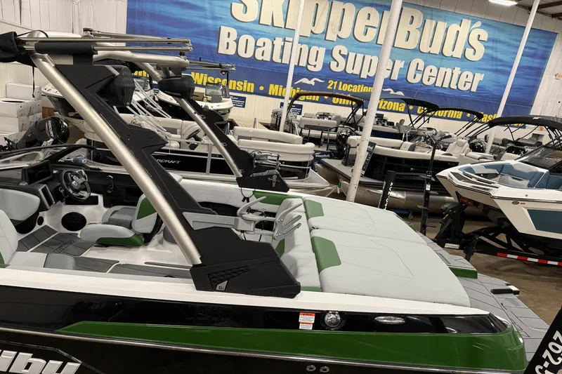 Slide: The Image of Malibu WAKESETTER 2023 - 22