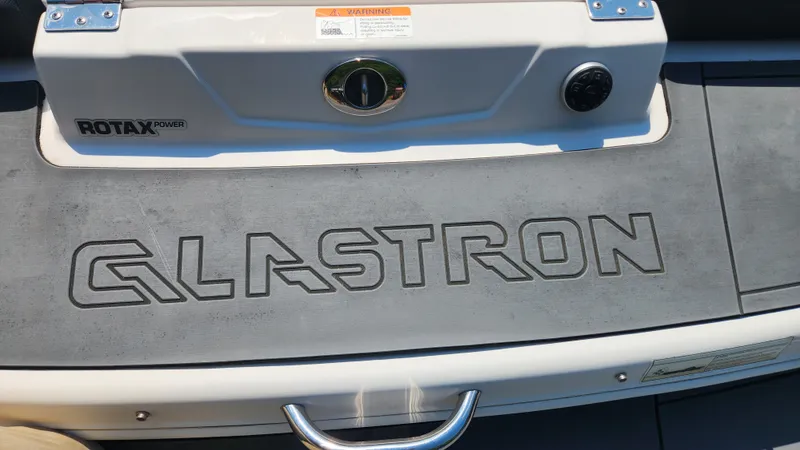 Slide: The Image of Glastron 207 GT 2015 - 14