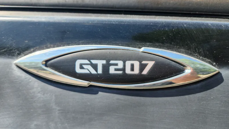 Slide: The Image of Glastron 207 GT 2015 - 11