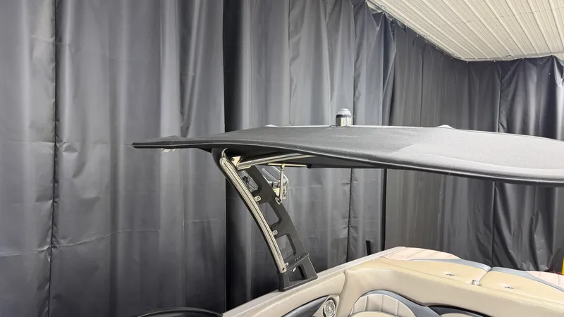 Slide: The Image of Malibu WAKESETTER 23 LSV 2010 - 75