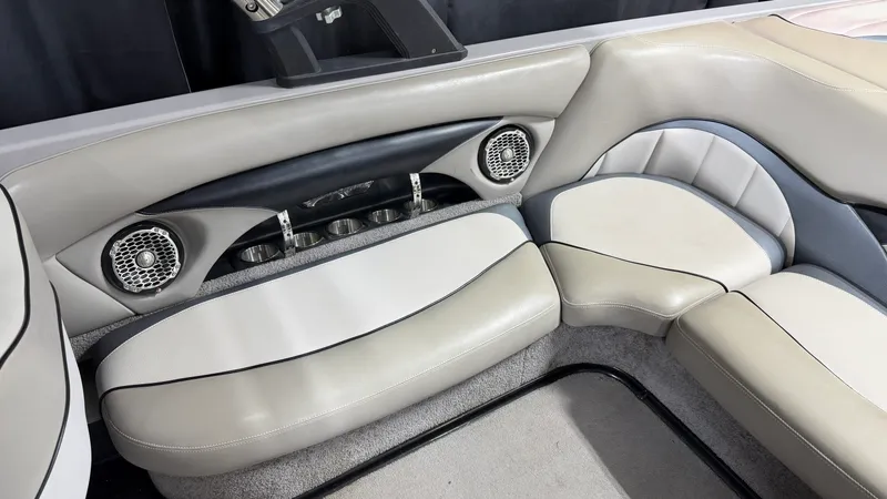 Slide: The Image of Malibu WAKESETTER 23 LSV 2010 - 25