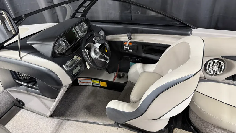 Slide: The Image of Malibu WAKESETTER 23 LSV 2010 - 51