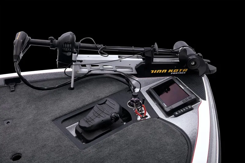 Slide: The Image of Ranger Z520L 2020 - 18