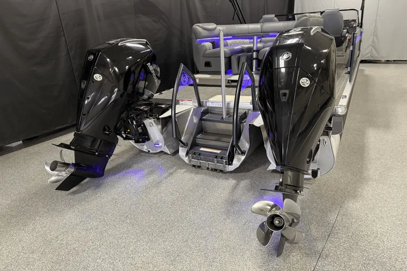 Slide: The Image of Premier 270 S-SERIES 2021 - 17