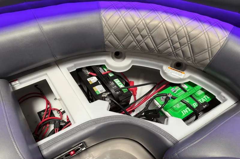 Slide: The Image of Premier 270 S-SERIES 2021 - 33