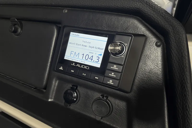 Slide: The Image of Premier 270 S-SERIES 2021 - 64