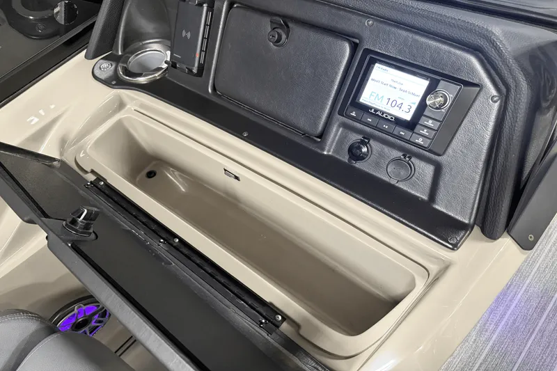 Slide: The Image of Premier 270 S-SERIES 2021 - 67