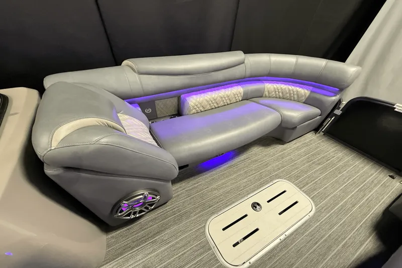 Slide: The Image of Premier 270 S-SERIES 2021 - 73