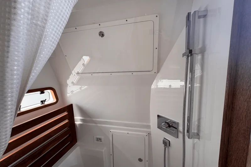 Slide: The Image of Bertram 39CC 2023 - 40