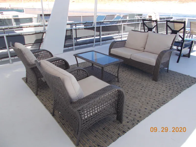 Slide: The Image of Outdoor seating area on 2020 Sumerset Antelope Escape Share #4 houseboat. - 31