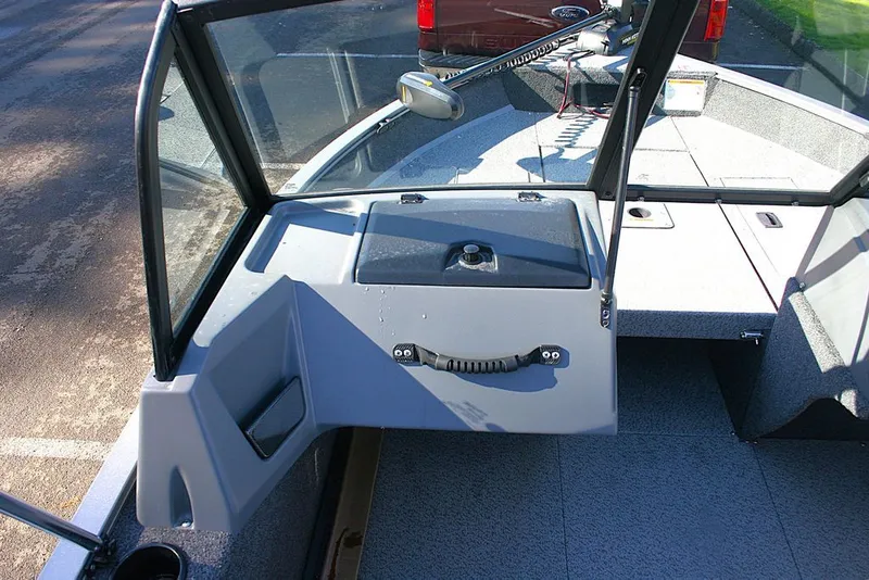 Slide: The Image of Lowe Boats FS 1625 2026 - 6