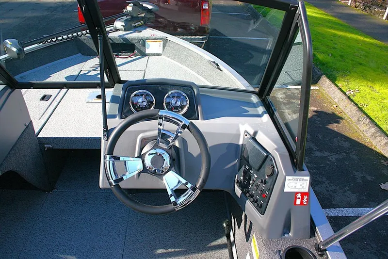 Slide: The Image of Lowe Boats FS 1625 2026 - 5