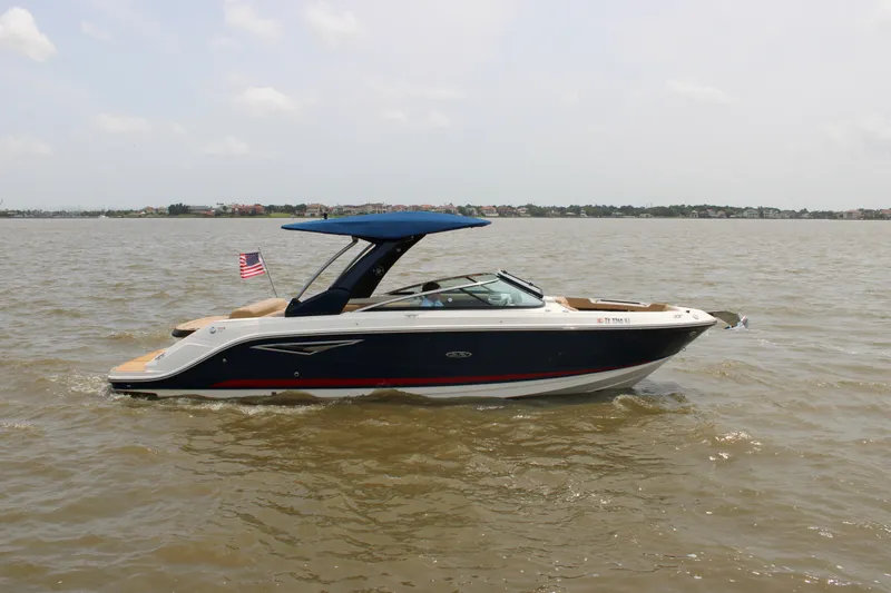 Slide: The Image of Sea Ray SLX 280 2020 - 5