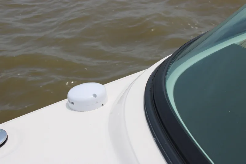 Slide: The Image of Sea Ray SLX 280 2020 - 43