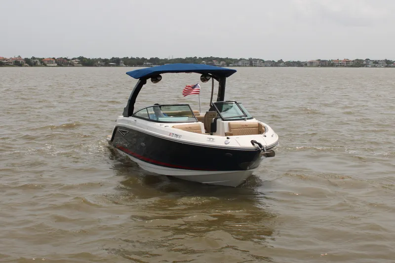 Slide: The Image of Sea Ray SLX 280 2020 - 6