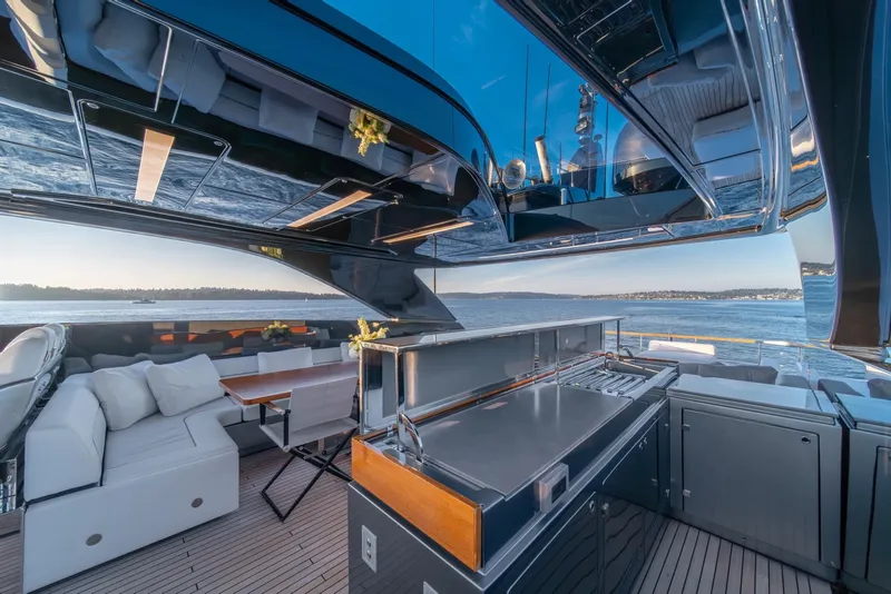 Slide: The Image of Riva 110 Dolcevita 2021 - 41