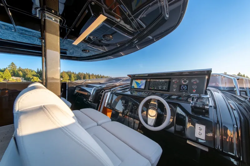 Slide: The Image of Riva 110 Dolcevita 2021 - 39