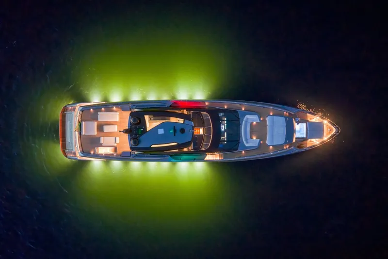 Slide: The Image of Riva 110 Dolcevita 2021 - 26