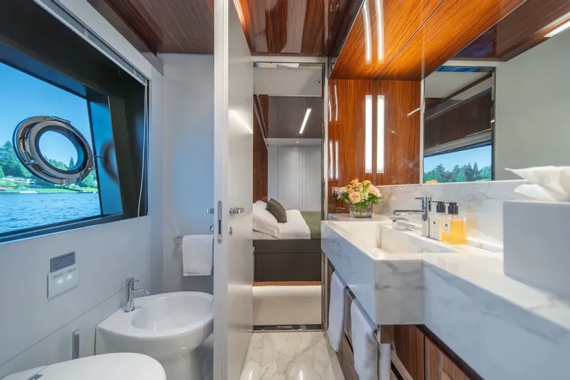 Slide: The Image of Riva 110 Dolcevita 2021 - 67