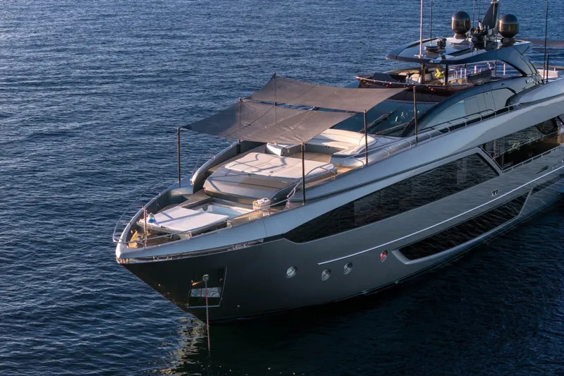 Slide: The Image of Riva 110 Dolcevita 2021 - 16