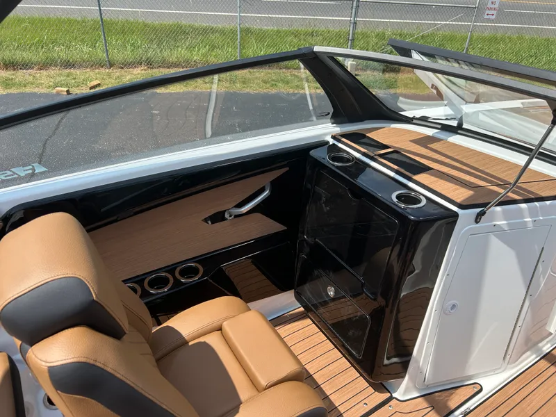 Slide: The Image of Yamaha 222SE 2026 - 7