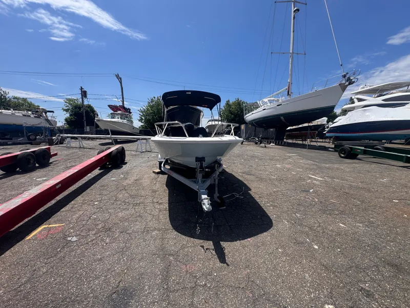 Slide: The Image of Boston Whaler 16 SUPER SPORT 2021 - 5