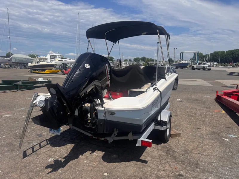 Slide: The Image of Boston Whaler 16 SUPER SPORT 2021 - 2