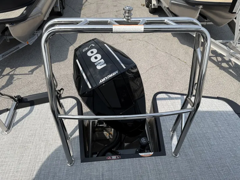 Slide: The Image of Harris Sunliner 230 2026 - 15